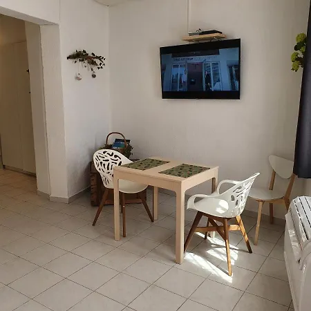Suquet 22 - 2 Pieces, Coeur Historique, Calme, A 300m, Parking Apartment *